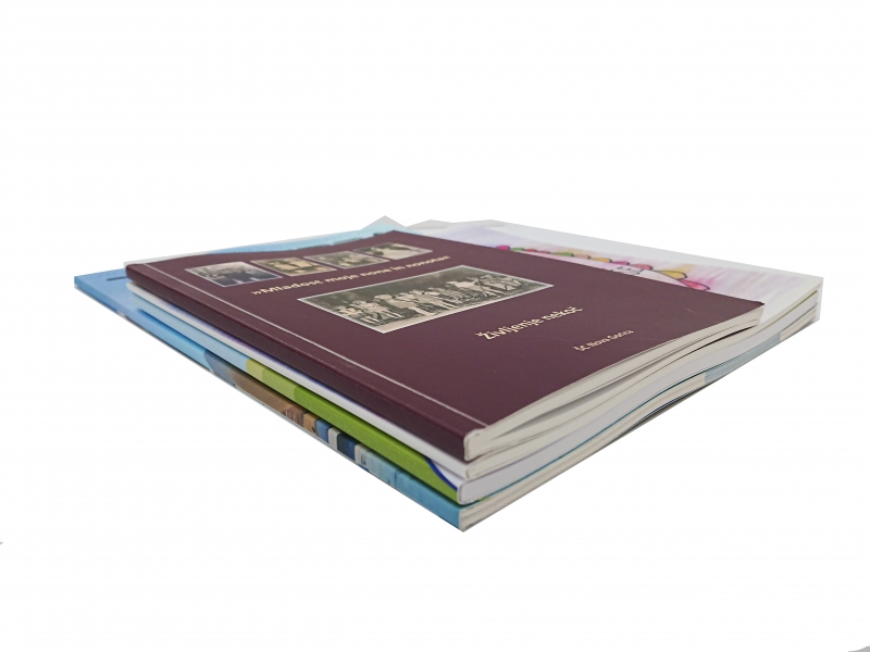 Knjige - mehka vezava - copigraf.si